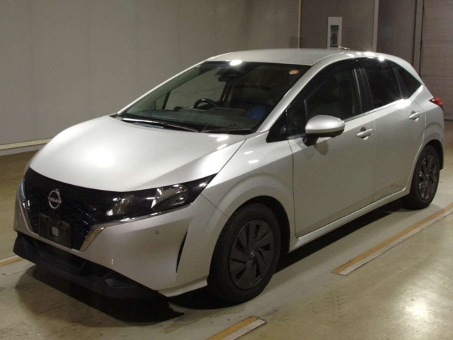 NISSAN NOTE — фото