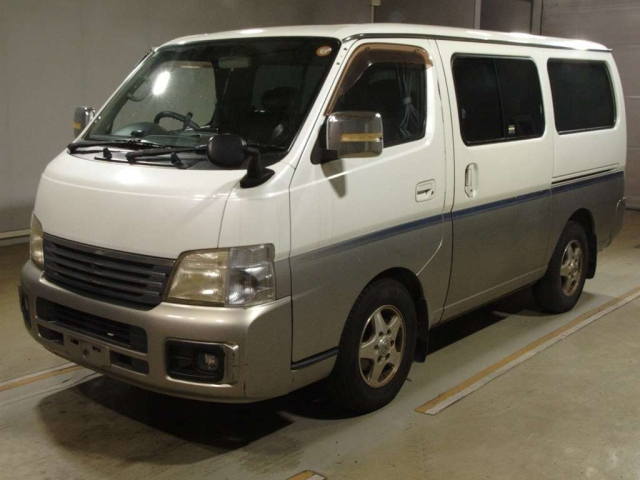 NISSAN CARAVAN — фото