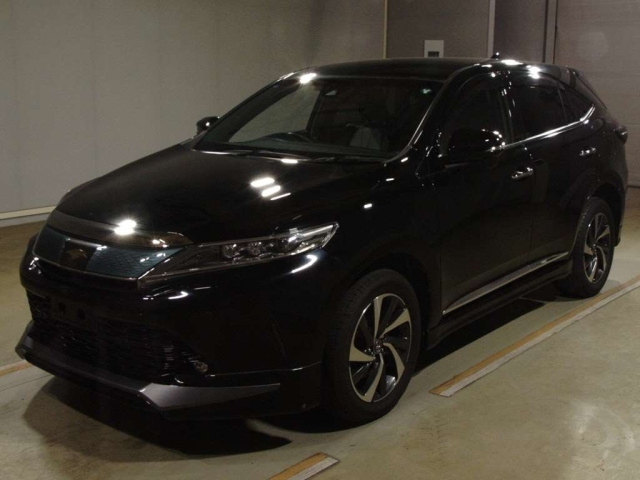 TOYOTA HARRIER — фото