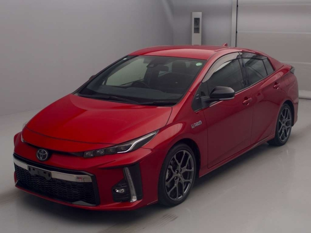 TOYOTA PRIUS — фото