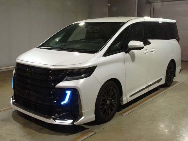 TOYOTA VELLFIRE — фото
