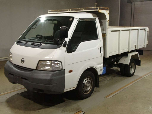 NISSAN VANETTE TRUCK