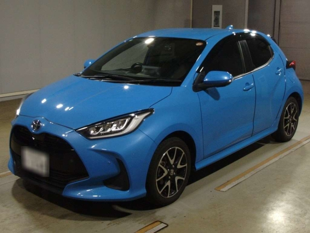TOYOTA YARIS — фото