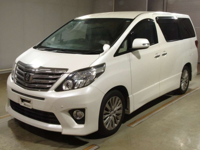 TOYOTA ALPHARD — фото