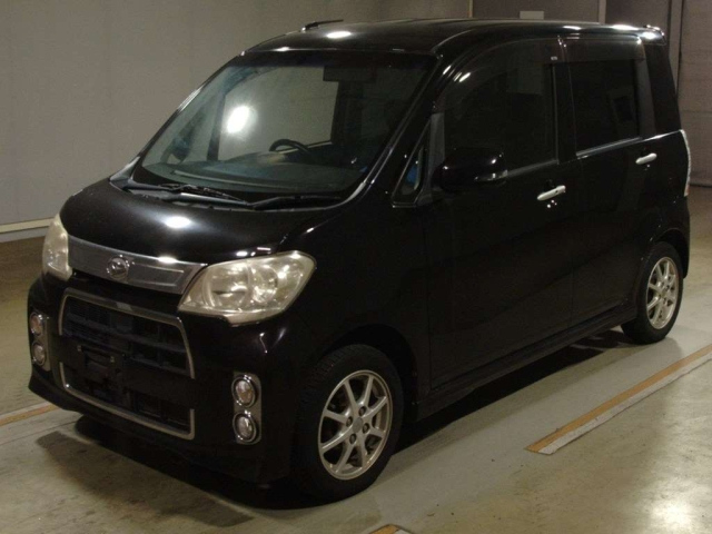 DAIHATSU TANTO — фото