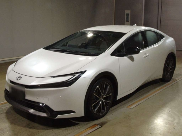TOYOTA PRIUS — фото