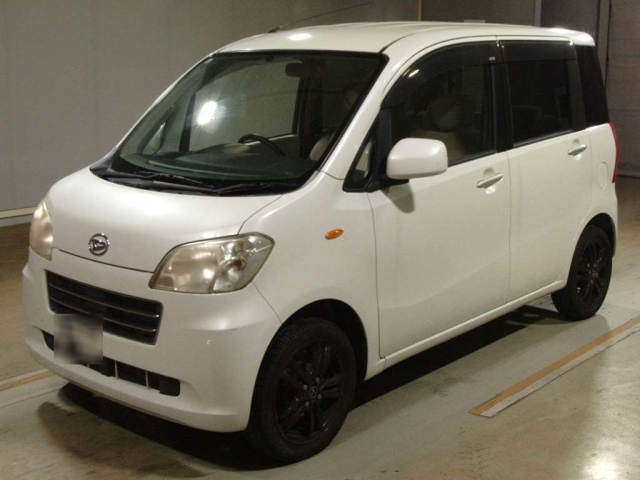 DAIHATSU TANTO — фото