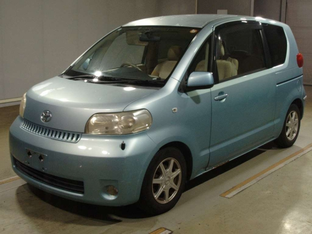 TOYOTA PORTE — фото