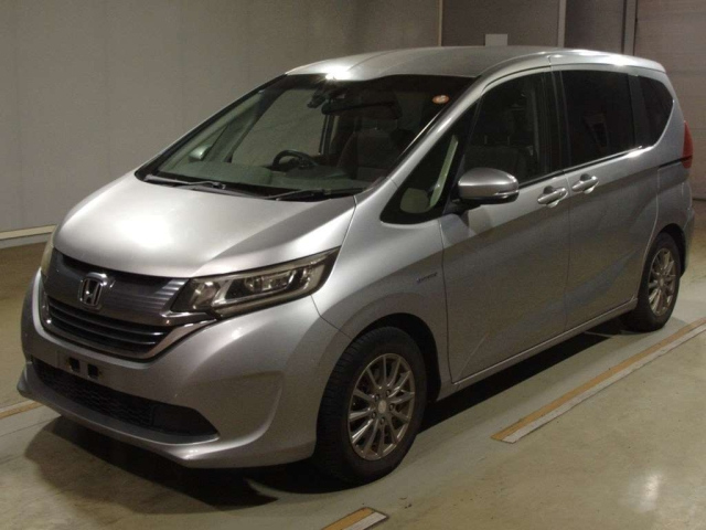 HONDA FREED — фото