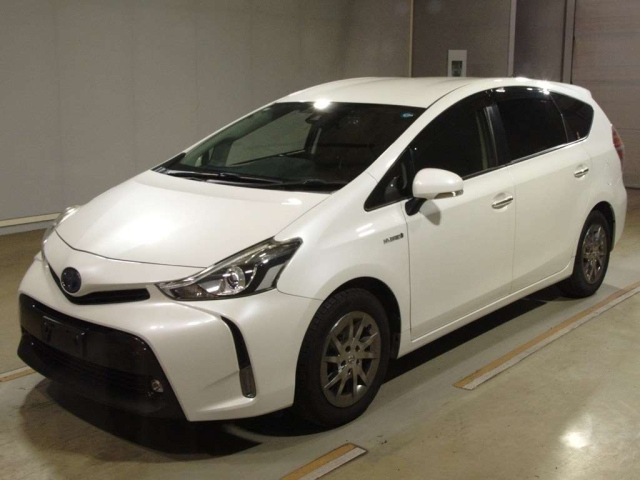 TOYOTA PRIUS — фото