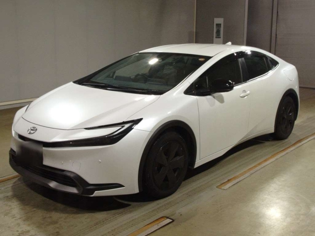 TOYOTA PRIUS — фото