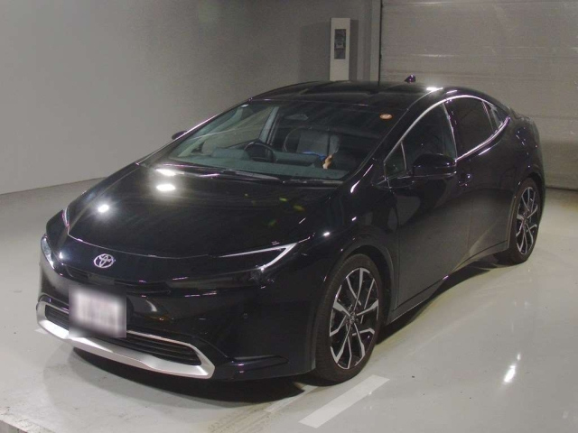 TOYOTA PRIUS — фото