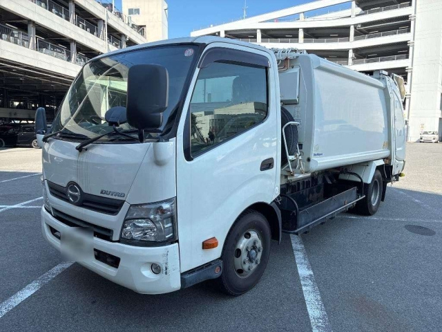 HINO DUTRO — фото