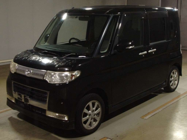 DAIHATSU TANTO — фото