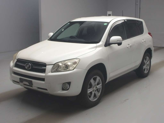 TOYOTA RAV4 — фото