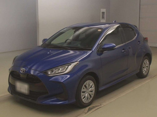 TOYOTA YARIS — фото