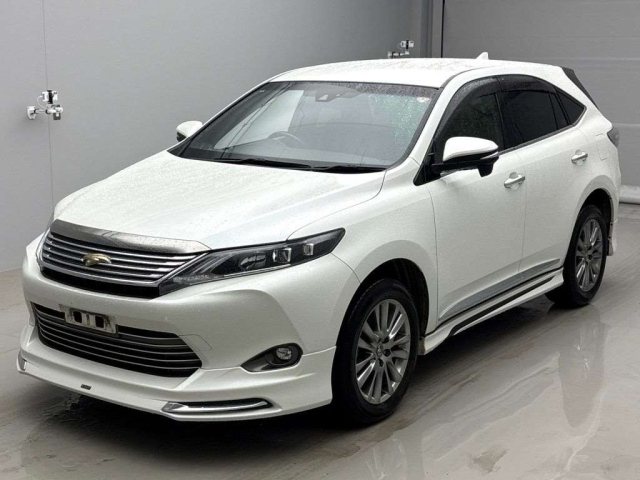 TOYOTA HARRIER — фото