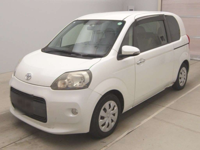 TOYOTA PORTE — фото