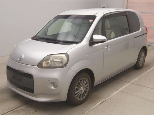 TOYOTA PORTE — фото