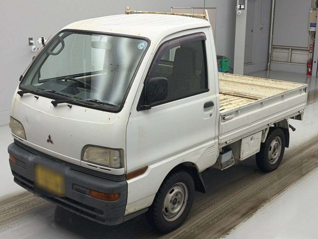 MITSUBISHI MINICAB — фото