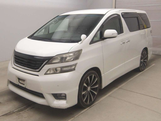 TOYOTA VELLFIRE — фото