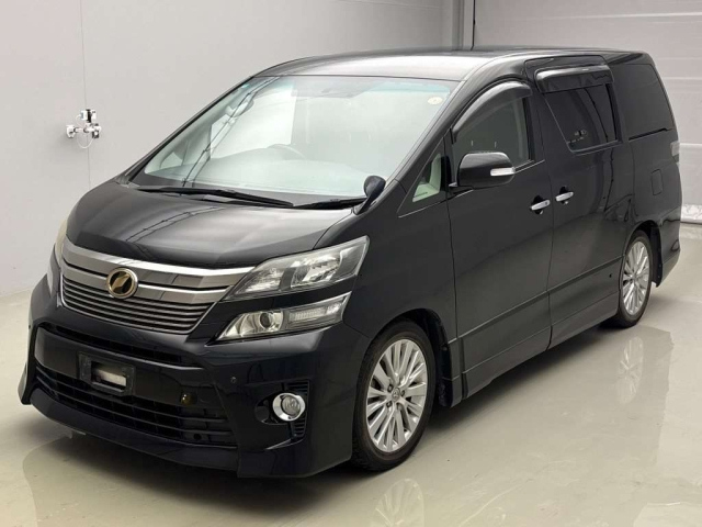 TOYOTA VELLFIRE — фото