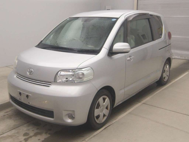 TOYOTA PORTE — фото