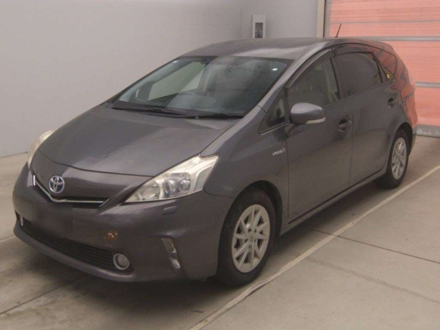 TOYOTA PRIUS — фото