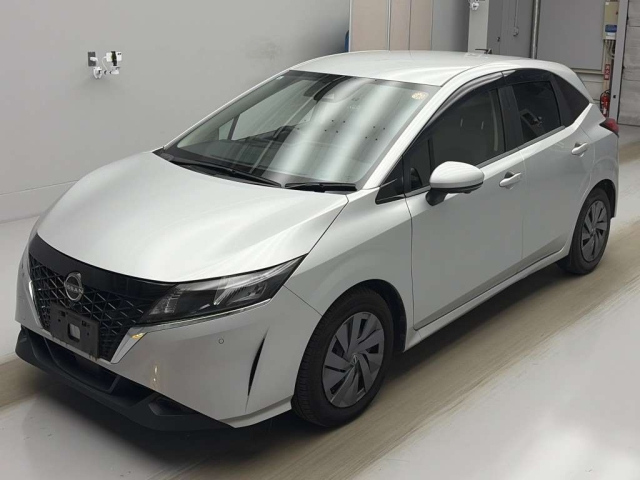 NISSAN NOTE — фото