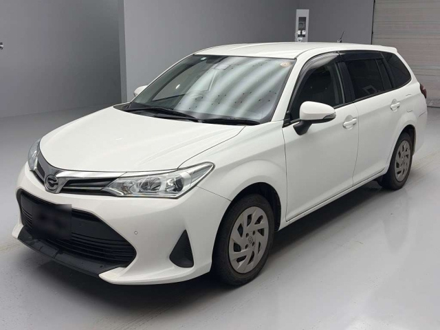 TOYOTA COROLLA — фото