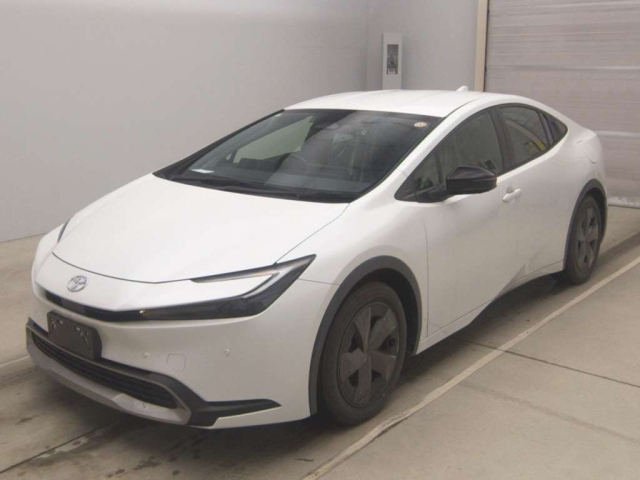 TOYOTA PRIUS — фото