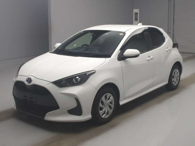 TOYOTA YARIS — фото