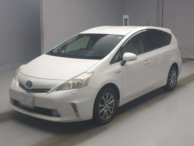 TOYOTA PRIUS — фото