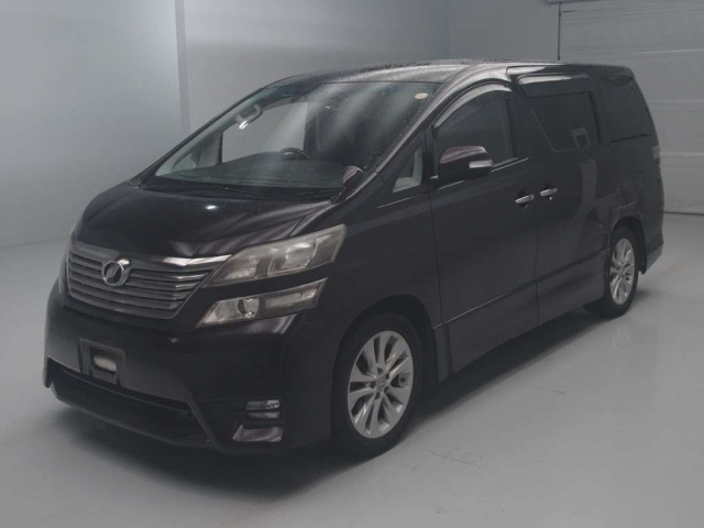 TOYOTA VELLFIRE — фото