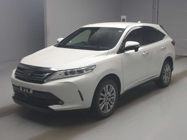 TOYOTA HARRIER — фото