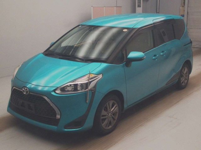TOYOTA SIENTA — фото