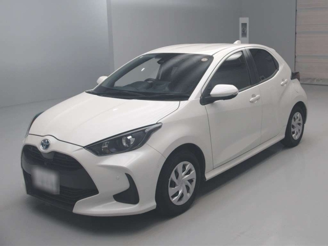 TOYOTA YARIS — фото