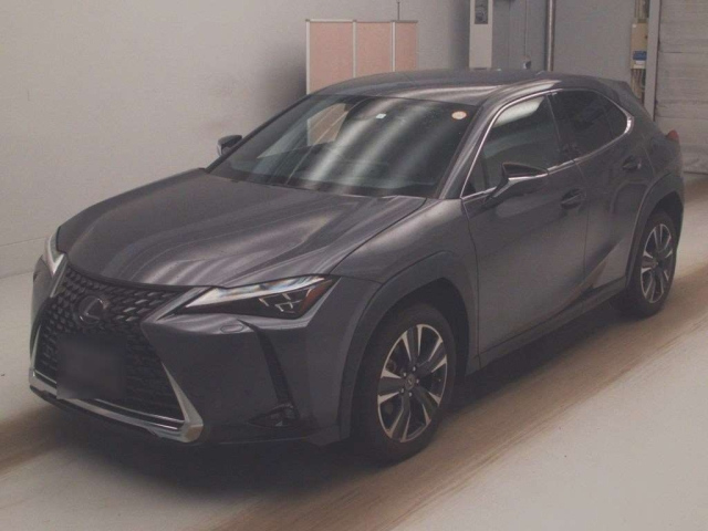 LEXUS UX — фото