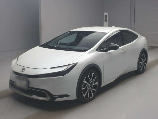 TOYOTA PRIUS — фото