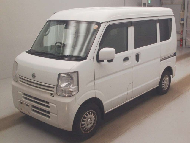 NISSAN CLIPPER — фото