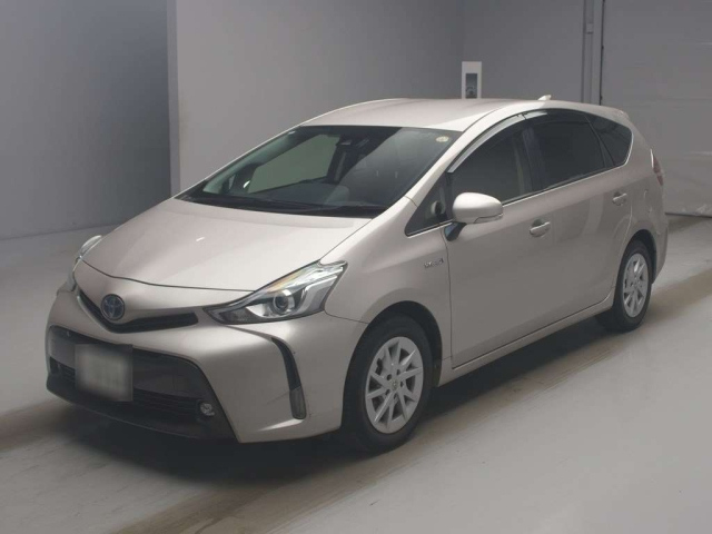 TOYOTA PRIUS — фото