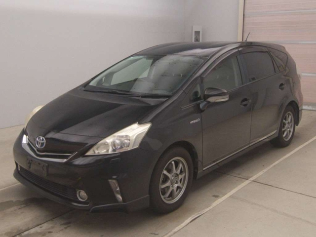 TOYOTA PRIUS — фото