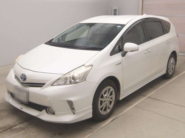 TOYOTA PRIUS — фото