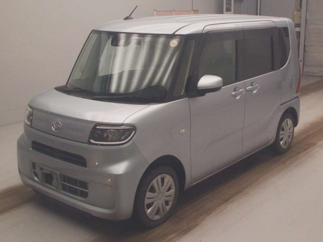 DAIHATSU TANTO — фото