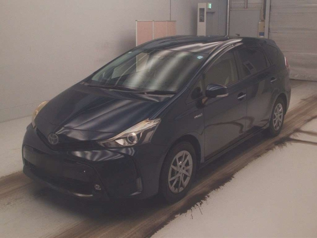 TOYOTA PRIUS — фото