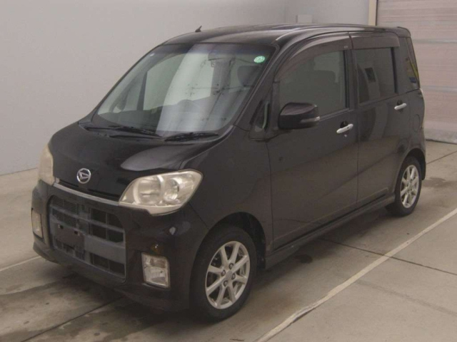 DAIHATSU TANTO — фото