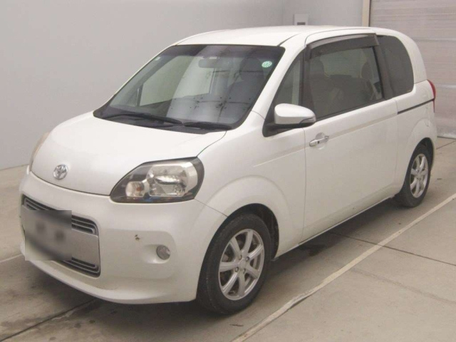 TOYOTA PORTE — фото