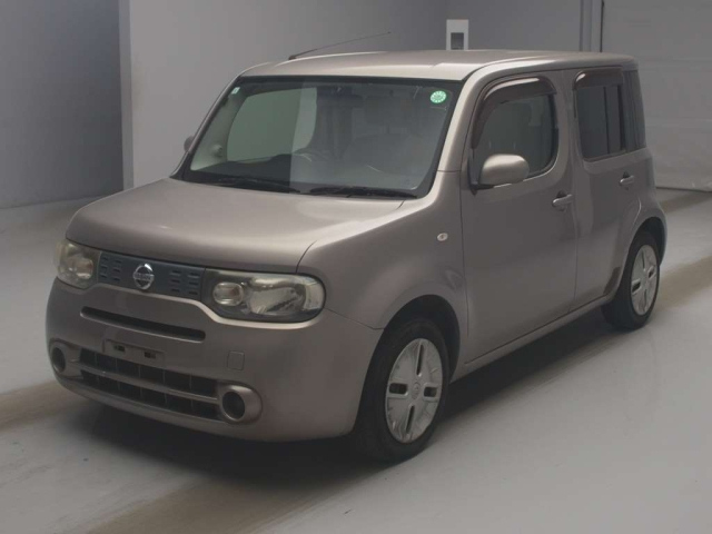 NISSAN CUBE — фото
