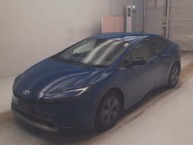 TOYOTA PRIUS — фото
