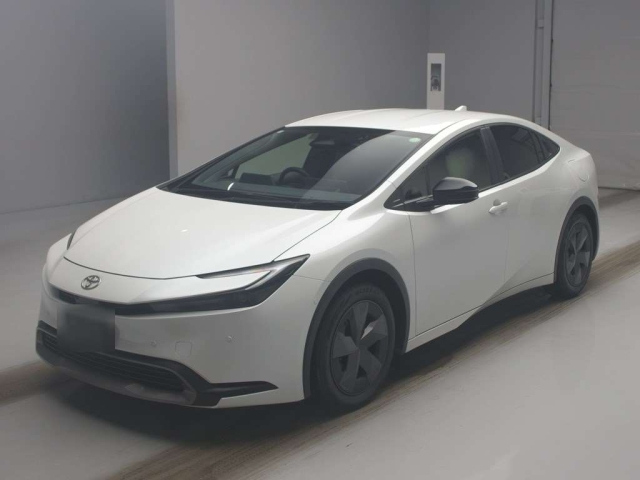 TOYOTA PRIUS — фото